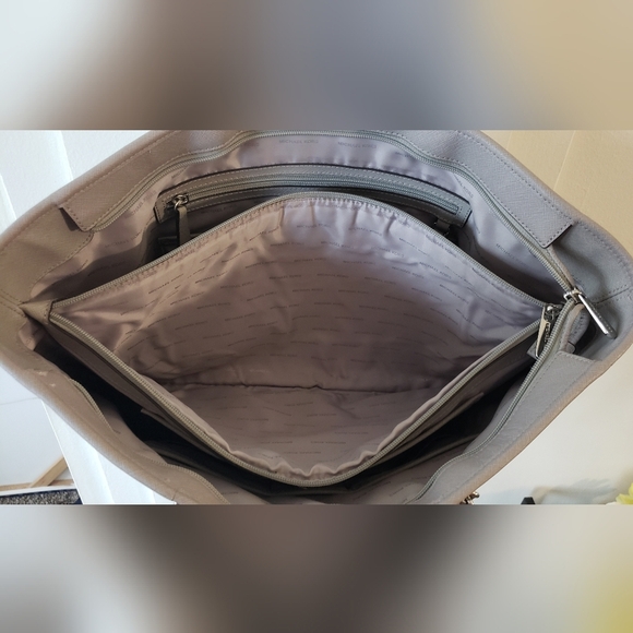 MICHAEL KORS Jet Set Travel Tote Chain Saffiano Leather Gray - Picture 9 of 12